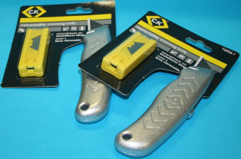 C.K. Retractable Trimming Knife